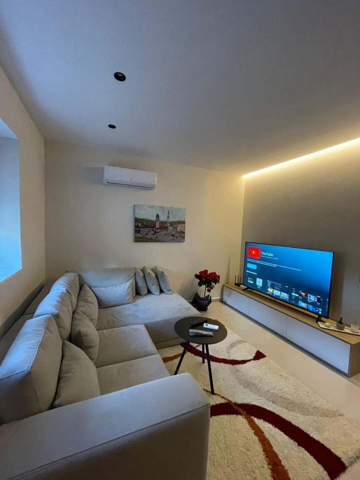 Casa Tirana